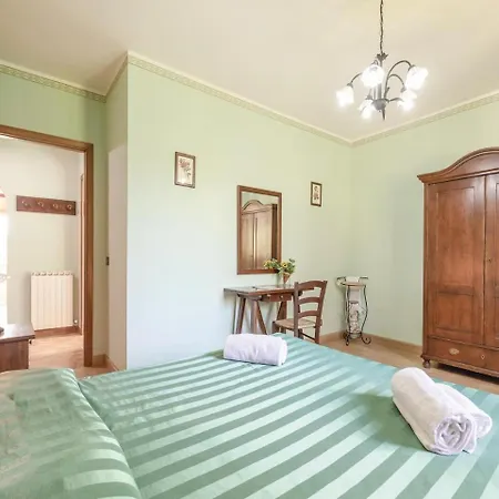 別荘 Seven-bedroom Holiday In Valfabbrica