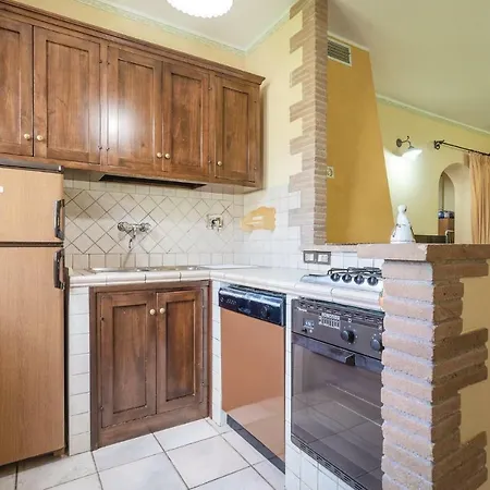 別荘 Seven-bedroom Holiday In Valfabbrica Giomici