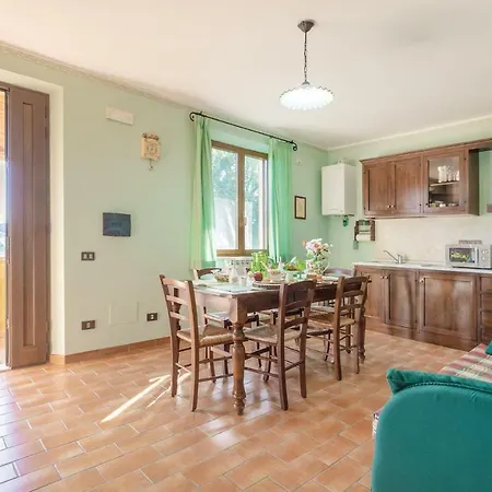 Seven-bedroom Holiday In Valfabbrica 別荘 Giomici